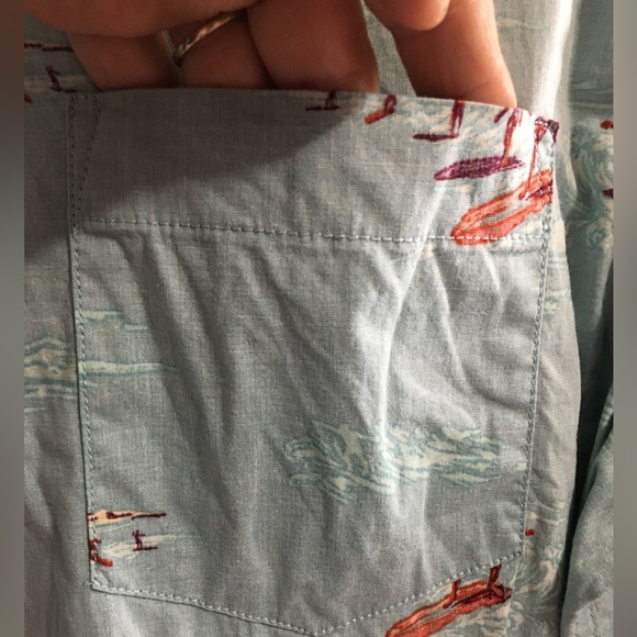 Mens button down and collar shirt. - Picture 7 of 16